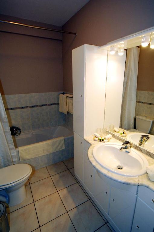 Hotel Le Saint Loup Gembloux Rom bilde